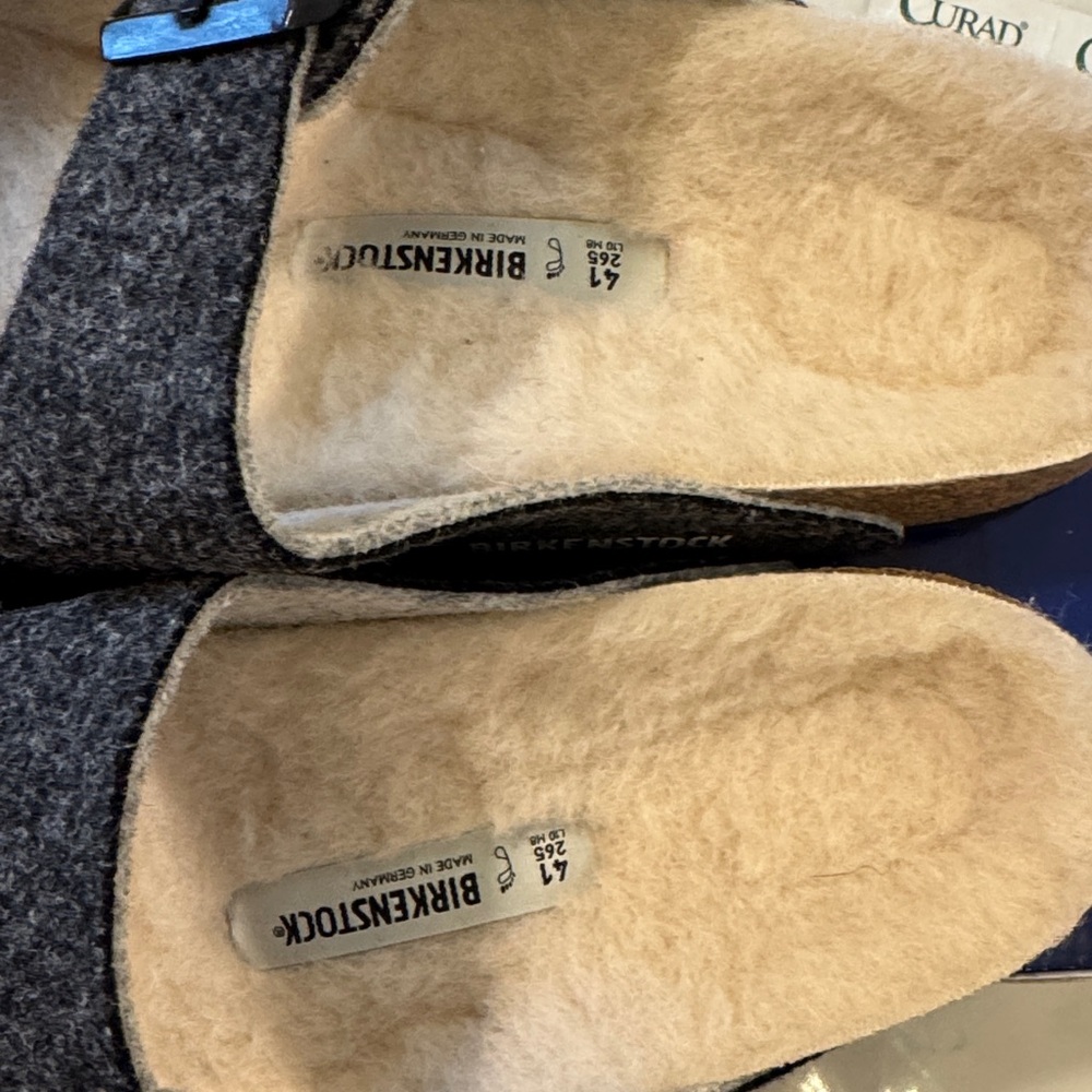 NWT Birkenstock Gray Wool Sherling Arizona Sandals 41 - Original Box - Picture 2 of 5